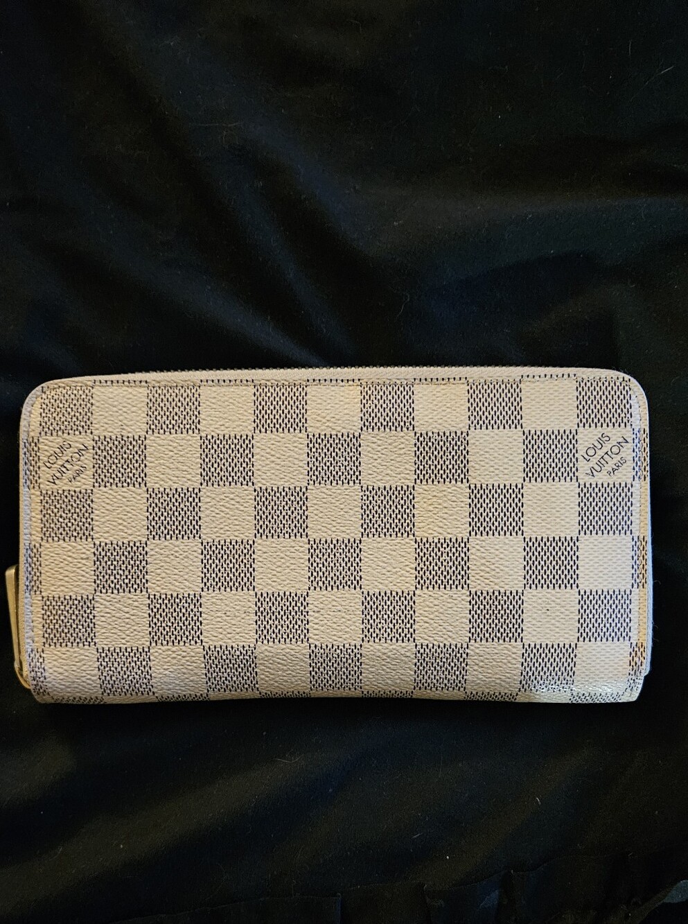 Louis Vuitton Damier Azur Zip Wallet - Cream